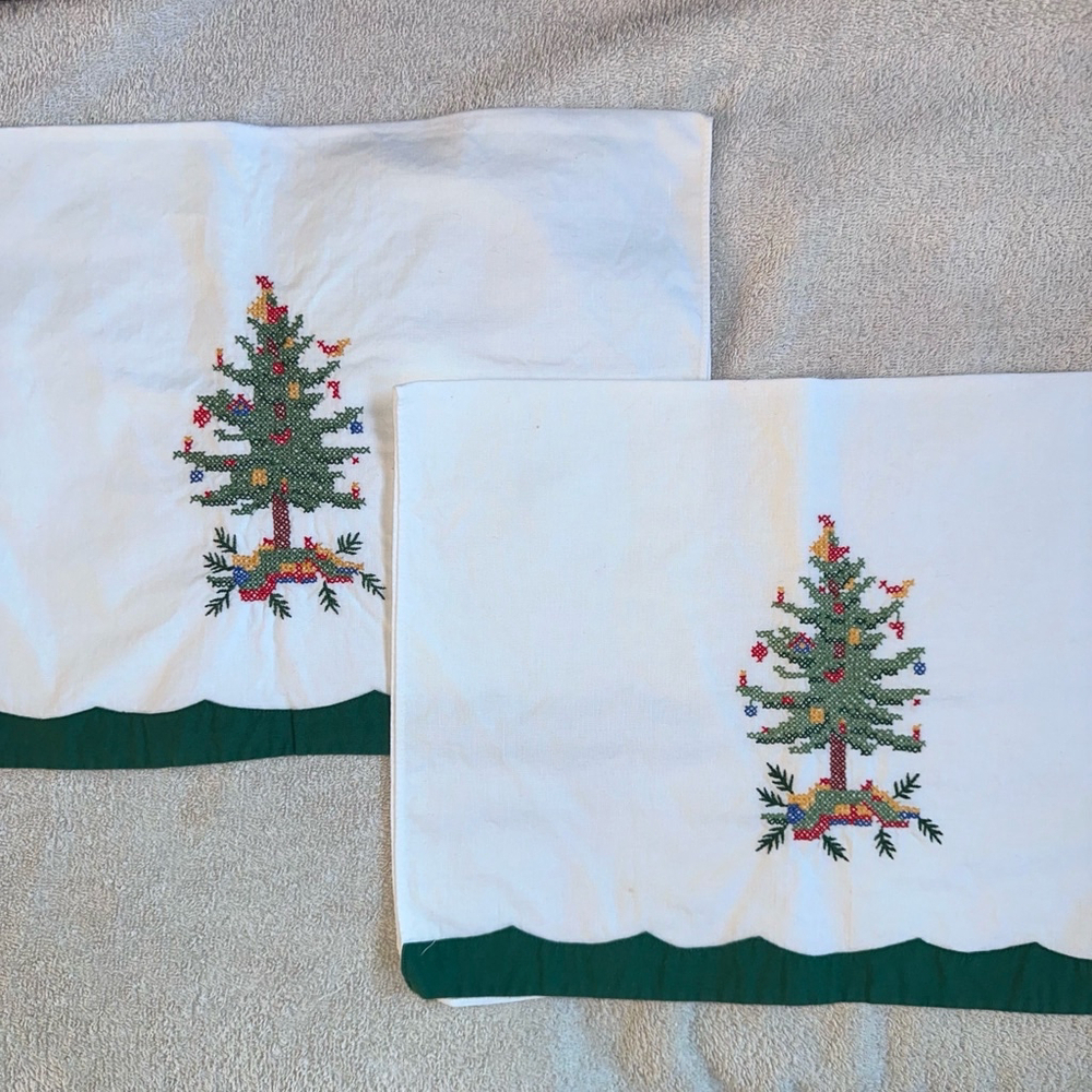 Vintage Lillian Vernon Kitchen Tea Towel Christmas Tree Cross Stitch Set Of 2